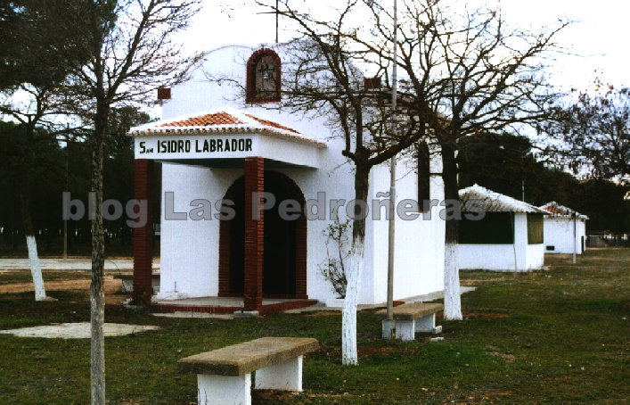Resultado de imagen de ermita de san isidro pedroÃ±eras